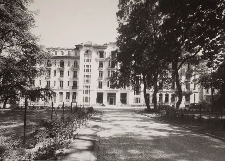 Avon - usine de matériel d'équipement industriel de la société PIC, puis Venot-Pic, puis Fives-Cail Babcock actuellement pépinière d'entreprises, logement et centre d'action sociale