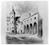 La cour de l'hôtel des Cens en 1830. Fusain et estompe sur papier. (Musée municipal de Melun. inv. 970.7.266)