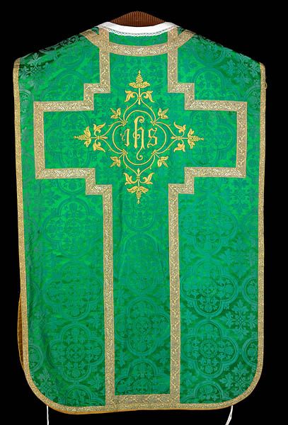 chasubles de J. Aragon, 1ere moitié 20e siècle