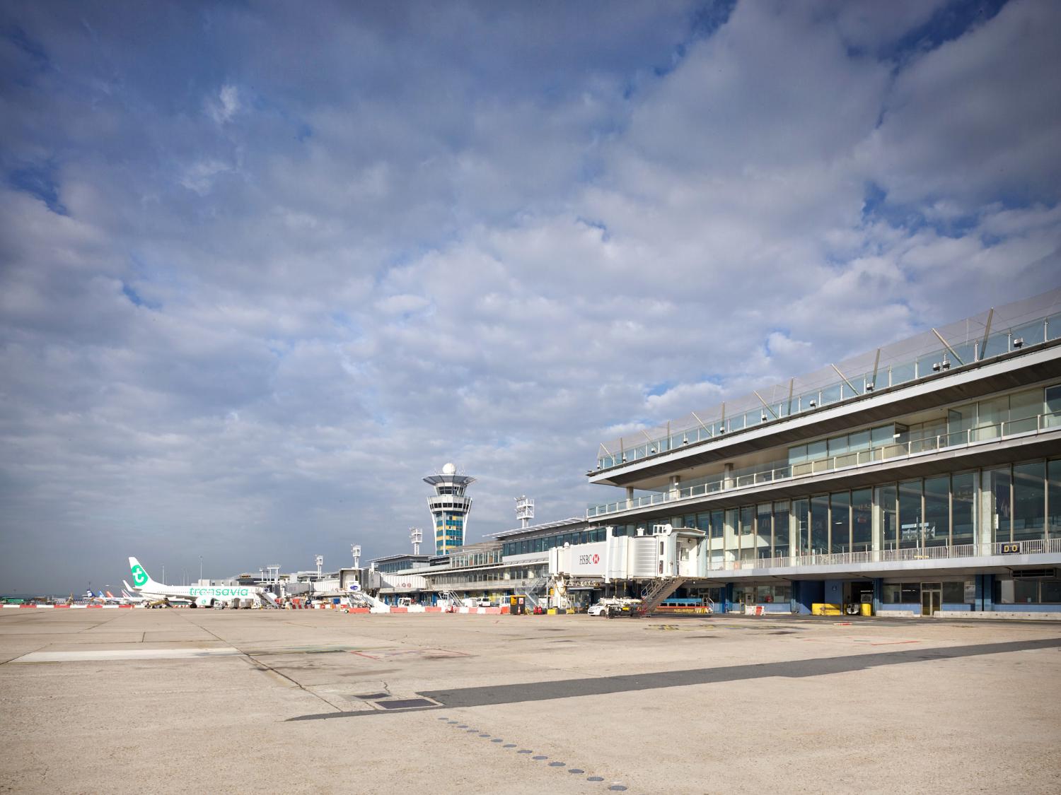 Orly 4 (depuis 2019), Orly-Sud (de 1971 à 2019), Installations terminales (de 1961 à 1971) Aérogare Sud ( de 1954 à 1961)