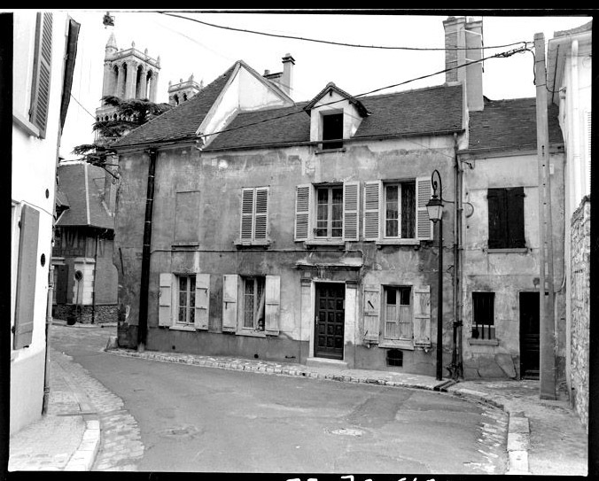 Campagne photographique sur le patrimoine de Mantes-la-Jolie en 1977