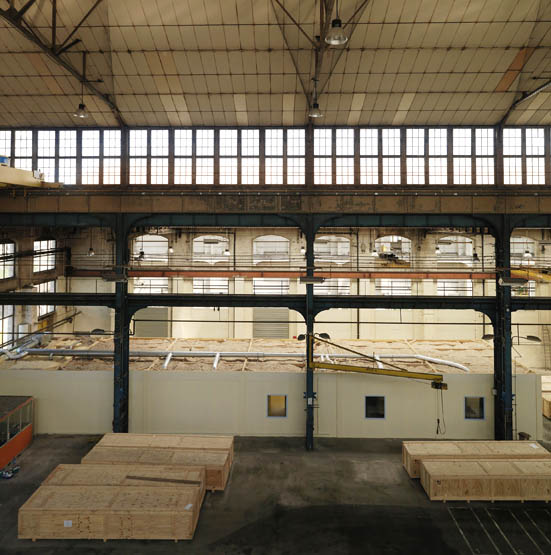 Usine de matériel électrique industriel Schneider et Cie, puis Le Matériel Electrique Scheider-Westinghouse (SW), puis Jeumont-Schneider (JS), actuellement ensemble industriel appelé "Espace Technologique et Industriel de Champagne-sur-Seine" (zone ETIC)
