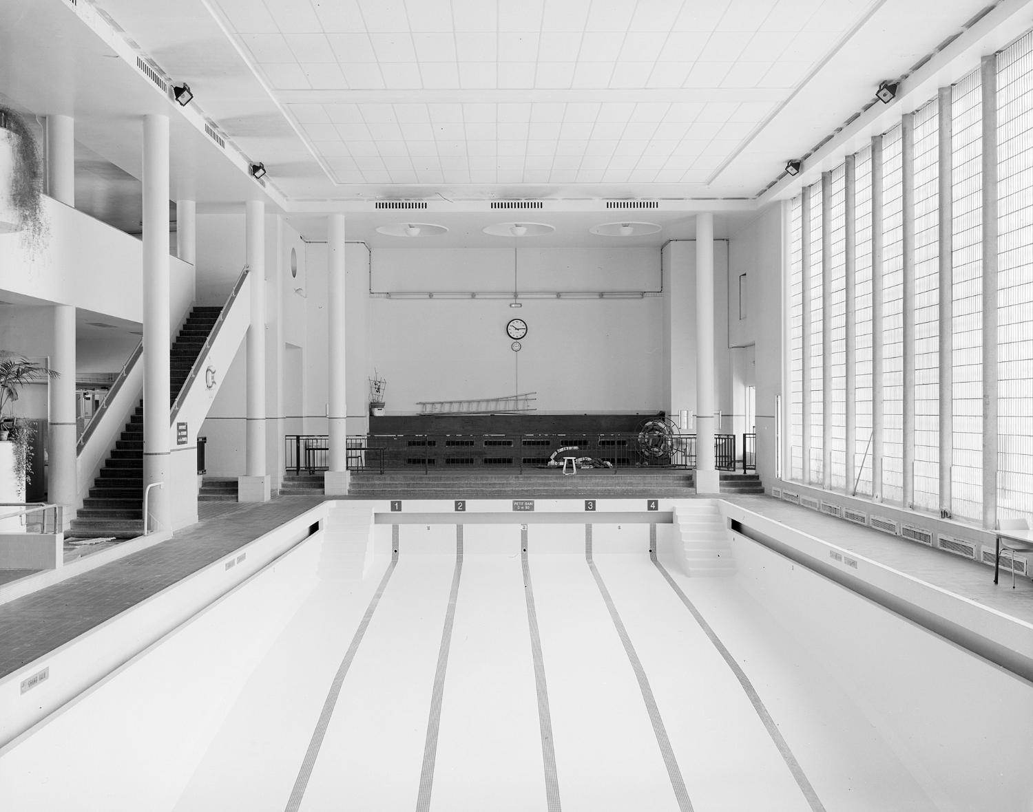 Ecole maternelle, école primaire de garçons, école primaire de filles dites groupe scolaire Marius Jacotot