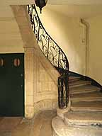 rampe d'appui, escalier de la maison à porte cochère dite maison Louvencourt (non étudié)