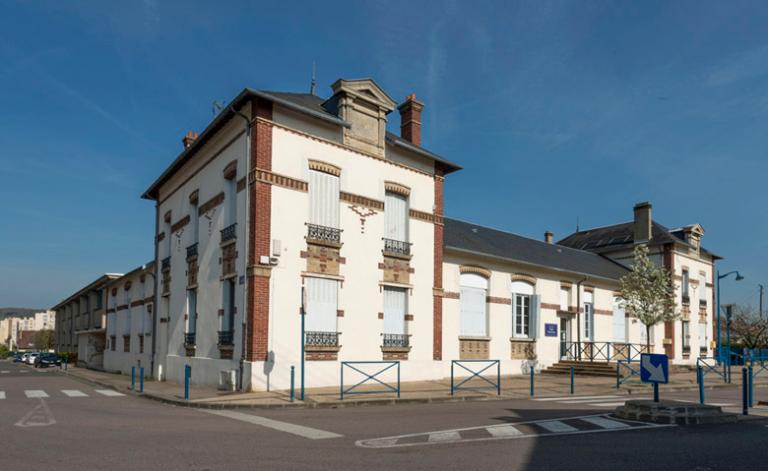 Mairie-école, actuellement centre de vie sociale Paul-Bert