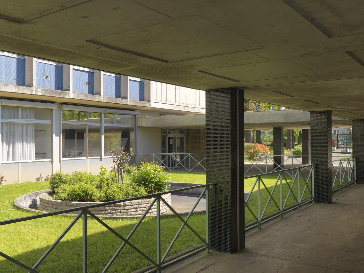 Lycée Le-Corbusier