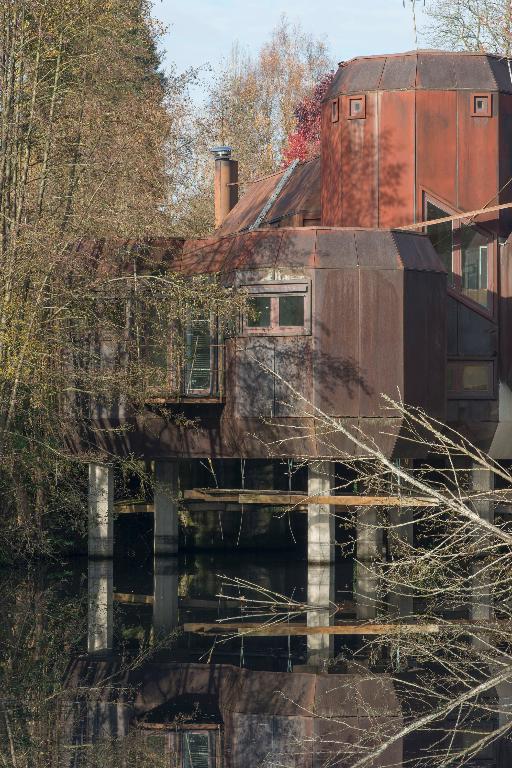 Maison en acier Corten