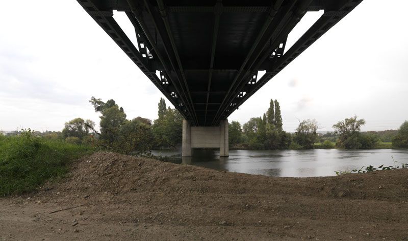 pont routier sur la Seine dit Pont de Rangiport