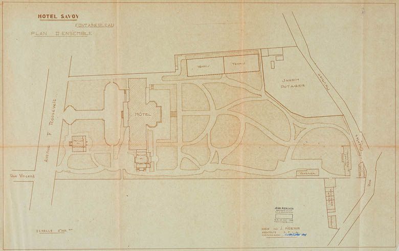 Avon - usine de matériel d'équipement industriel de la société PIC, puis Venot-Pic, puis Fives-Cail Babcock actuellement pépinière d'entreprises, logement et centre d'action sociale