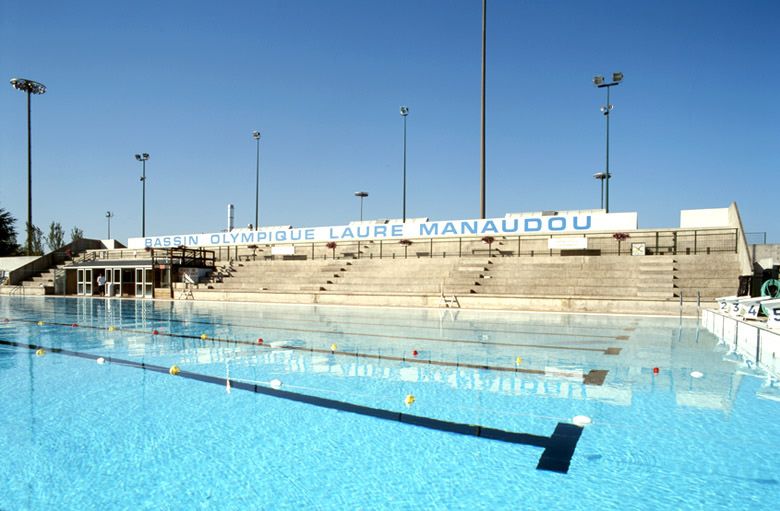 piscine : bassin couvert, bassin découvert, tank à ramer