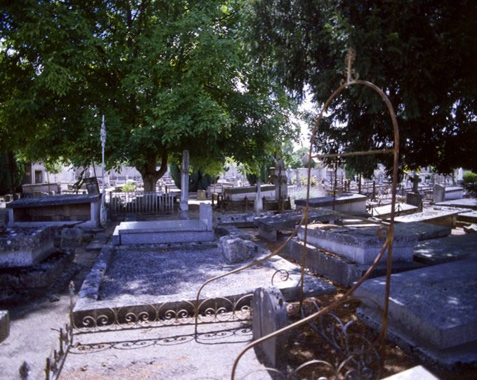 vieux cimetière