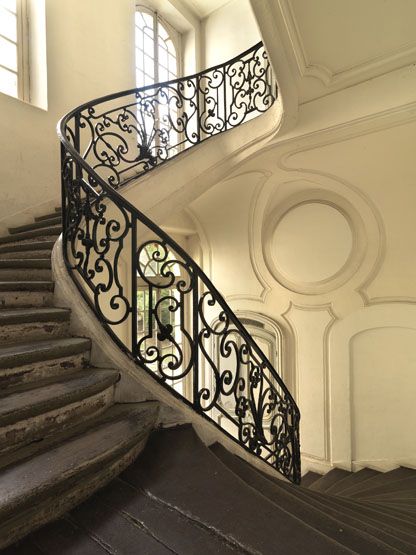 rampe d'appui, escalier du couvent des Bénédictins anglais, actuellement Schola cantorum (non étudié)