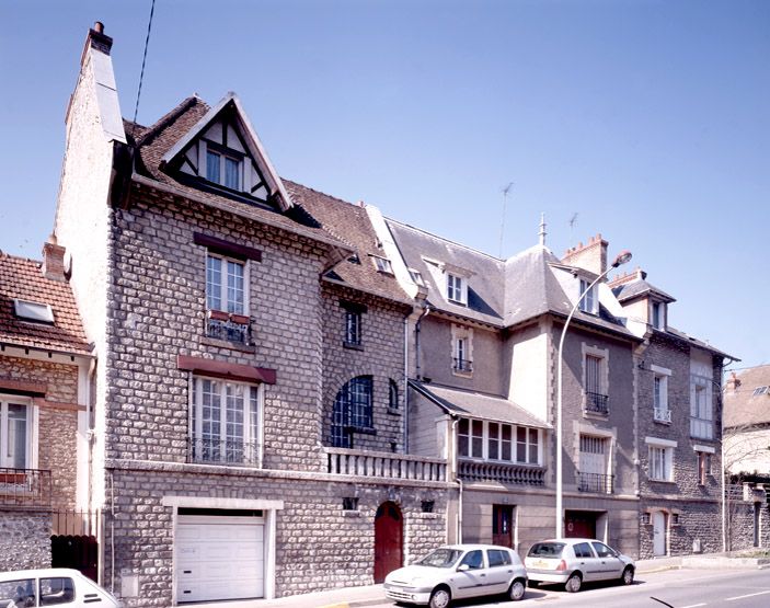 série de 3 maisons boulevard Aristide Briand