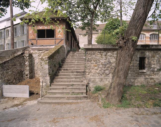 Château d'Athis, actuellement école Saint-Charles