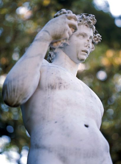 statue : Bacchus