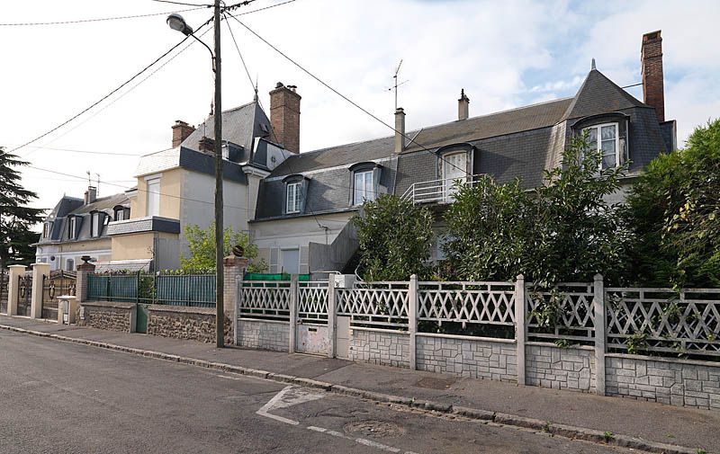 l'habitat collectif de l'OIN ORSA (Opération d'intérêt national Orly-Rungis-Seine-Amont)