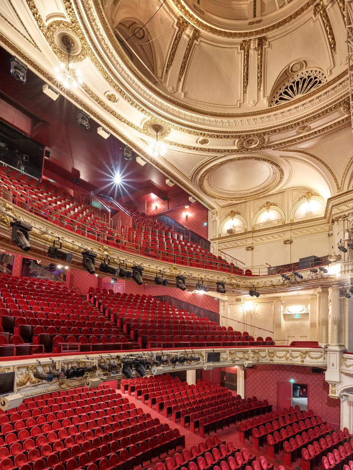 Mogador (Paris, 9e arrondissement), théâtre