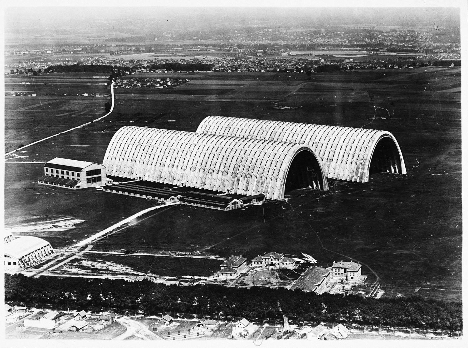 Hangars à dirigeables d'Orly