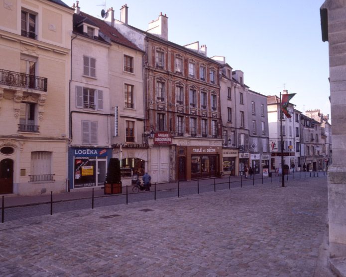 relais de poste, actuellement maisons