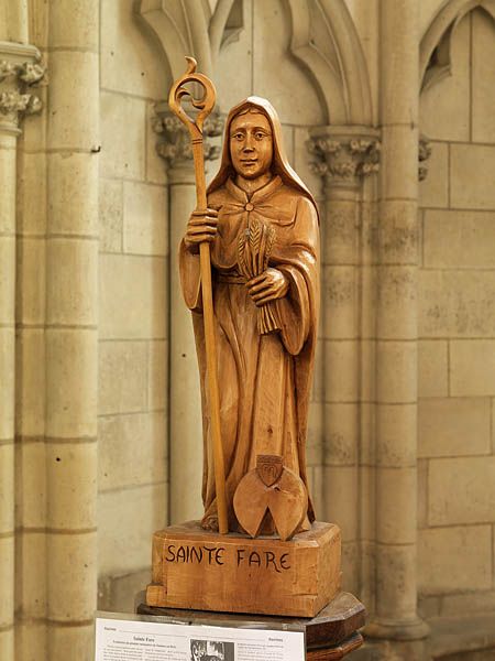 statue : sainte Fare