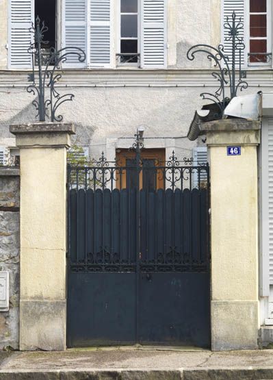 Samois-sur-Seine - usine de serrurerie et de construction métallique Oudiou, puis Bataillès, actuellement atelier d'artiste