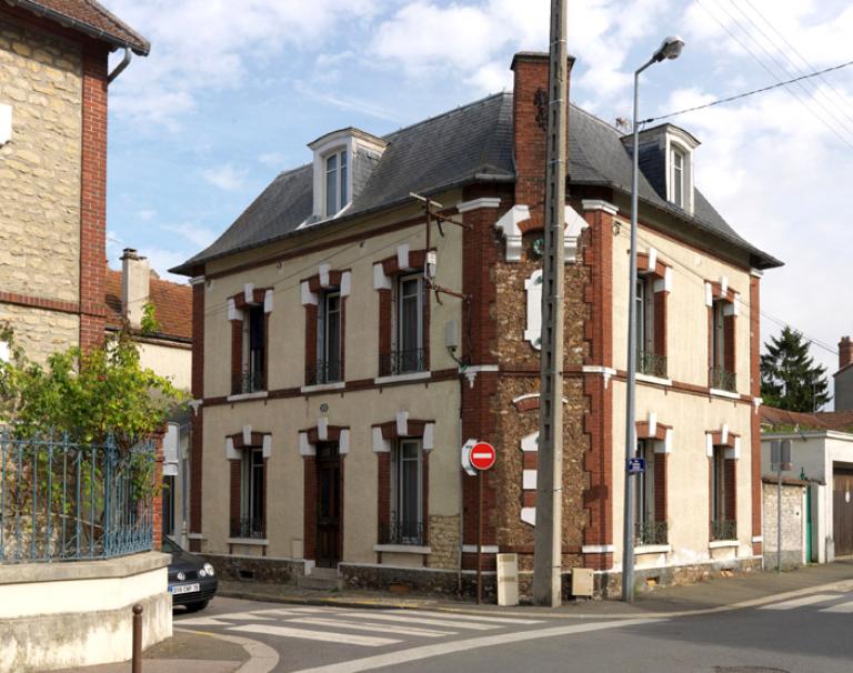 Maison, 15 rue du Chapeau rouge