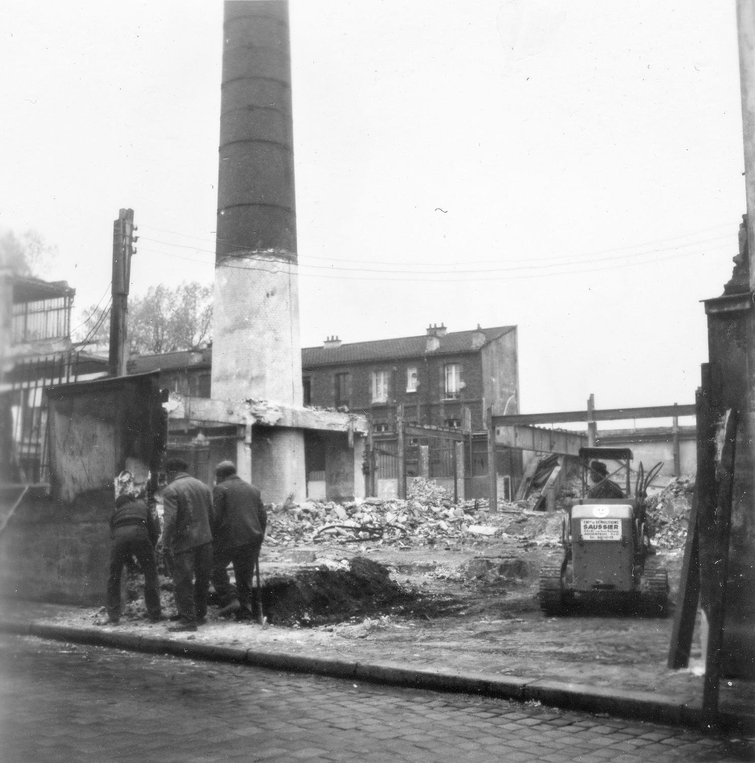 Usine d'articles en caoutchouc Kalker (détruite)