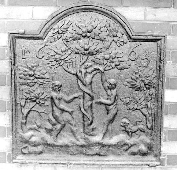 plaque de cheminée : Tentation d'Eve