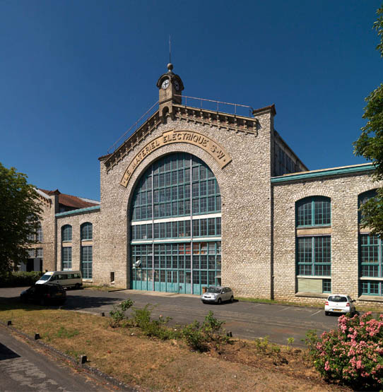 Usine de matériel électrique industriel Schneider et Cie, puis Le Matériel Electrique Scheider-Westinghouse (SW), puis Jeumont-Schneider (JS), actuellement ensemble industriel appelé "Espace Technologique et Industriel de Champagne-sur-Seine" (zone ETIC)