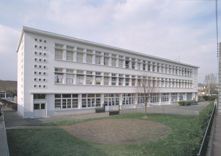 groupe scolaire Jean-Jaurès-Calmette