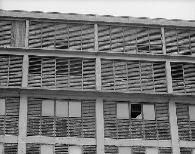 Scierie Cavillet, puis usine de bois de placage Société parisienne de bois tranché et déroulé, puis Société parisienne de tranchage et déroulage, puis société Maréchaux, puis entrepôt commercial (détruit après inventaire)