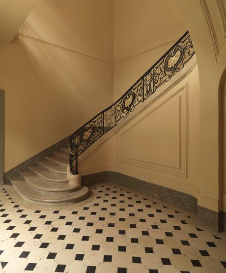 rampe d'appui, escalier de l' hôtel de Villeroy, actuellement Ministère de l'Agriculture (non étudié)