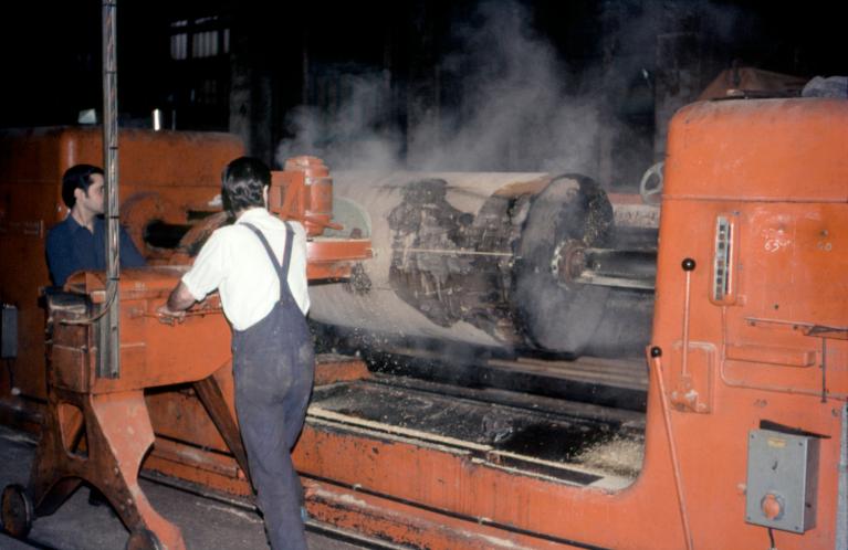 Scierie Cavillet, puis usine de bois de placage Société parisienne de bois tranché et déroulé, puis Société parisienne de tranchage et déroulage, puis société Maréchaux, puis entrepôt commercial (détruit après inventaire)