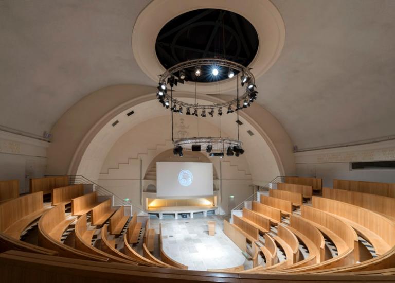 amphithéâtre d'anatomie du Jardin du roi, puis du Jardin des Plantes dit encore Muséum national d'histoire naturelle