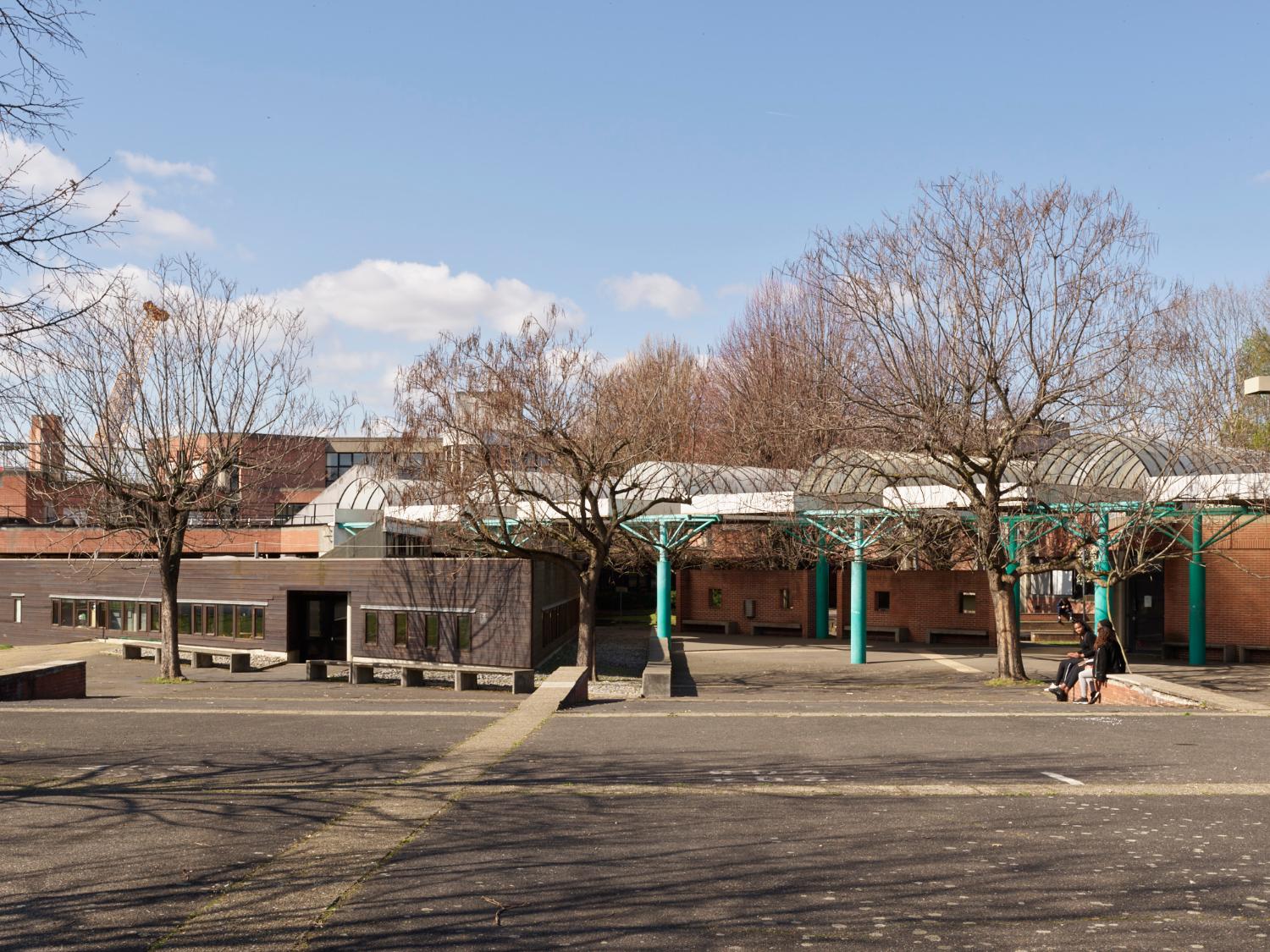 Lycée Jacques-Brel