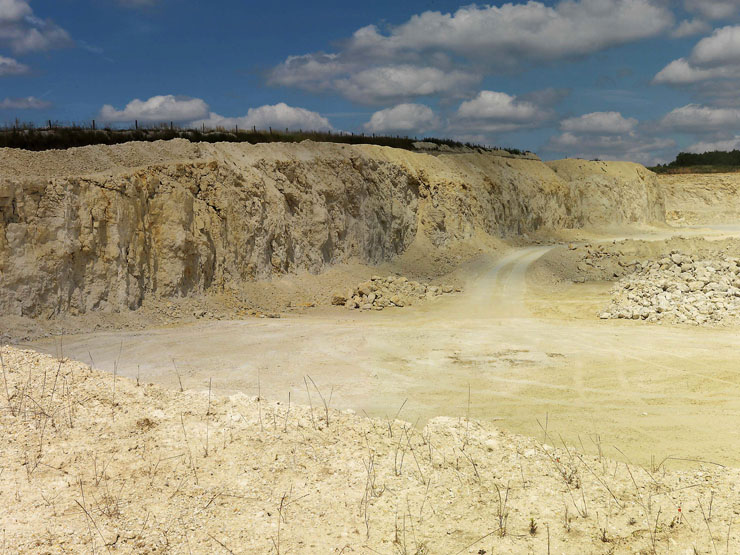 Écuelles - Carrière de Charmoy, puis carrière de calcaire industriel Piketty frères