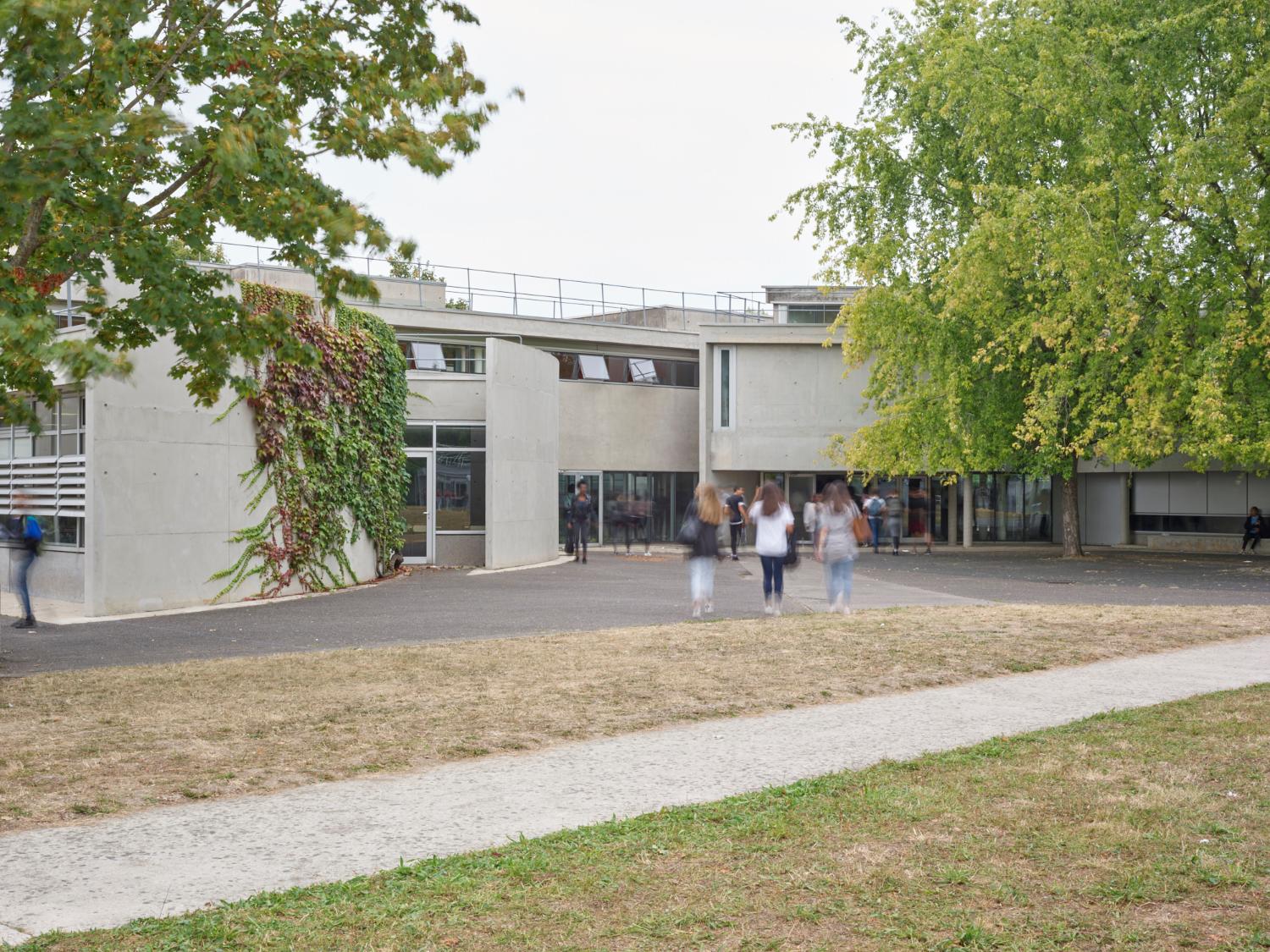 Lycée François-Truffaut