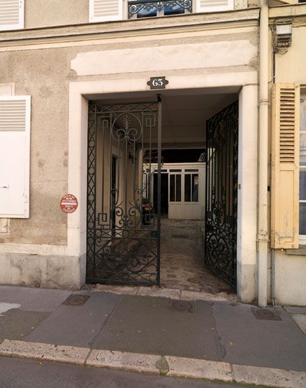 Fontainebleau - usine de menuiserie Faizende, puis bâtiment administratif d'entreprise