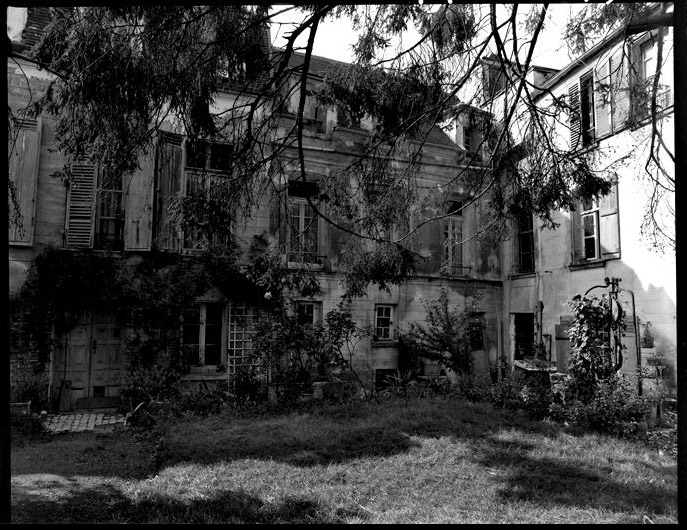 Campagne photographique sur le patrimoine de Mantes-la-Jolie en 1977