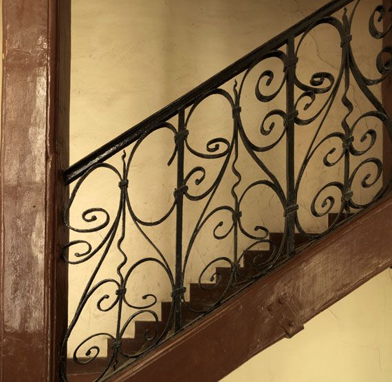 rampe d'appui, escalier de la maison à porte cochère (non étudié)