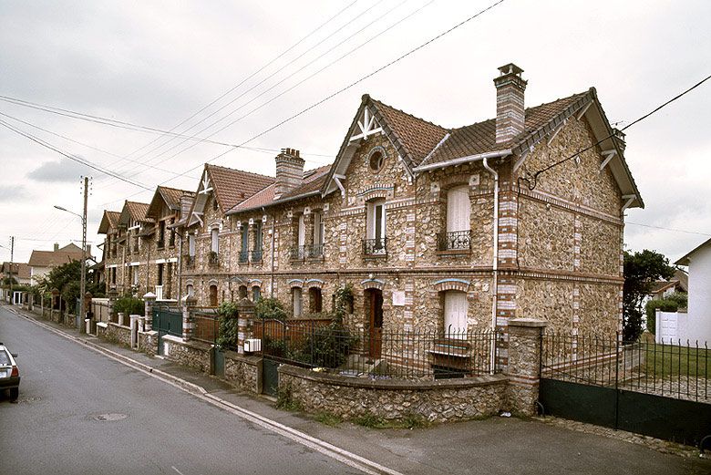 ensemble de 4 maisons en série, 49-55 rue du Maréchal-Gallieni