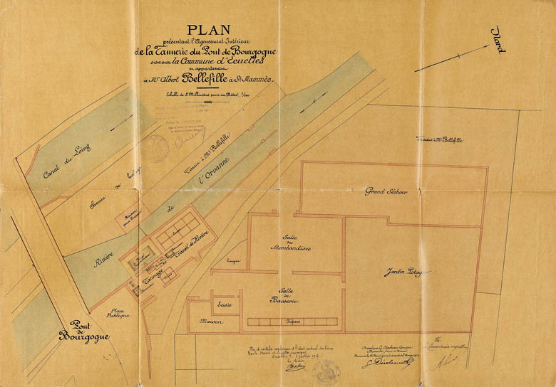 Écuelles - Moulin à blé Picard, puis moulin à tan dit "de Moret", puis tannerie Bellefille, puis Tannerie du pont de Bourgogne, puis usine de quincaillerie Broquet, puis fonderie d'aluminium Louis, actuellement entrepôt commercial, appelé "Moulin d'Orvanne"