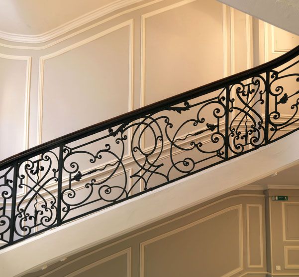 rampe d'appui, escalier de la maison à porte cochère (non étudié)
