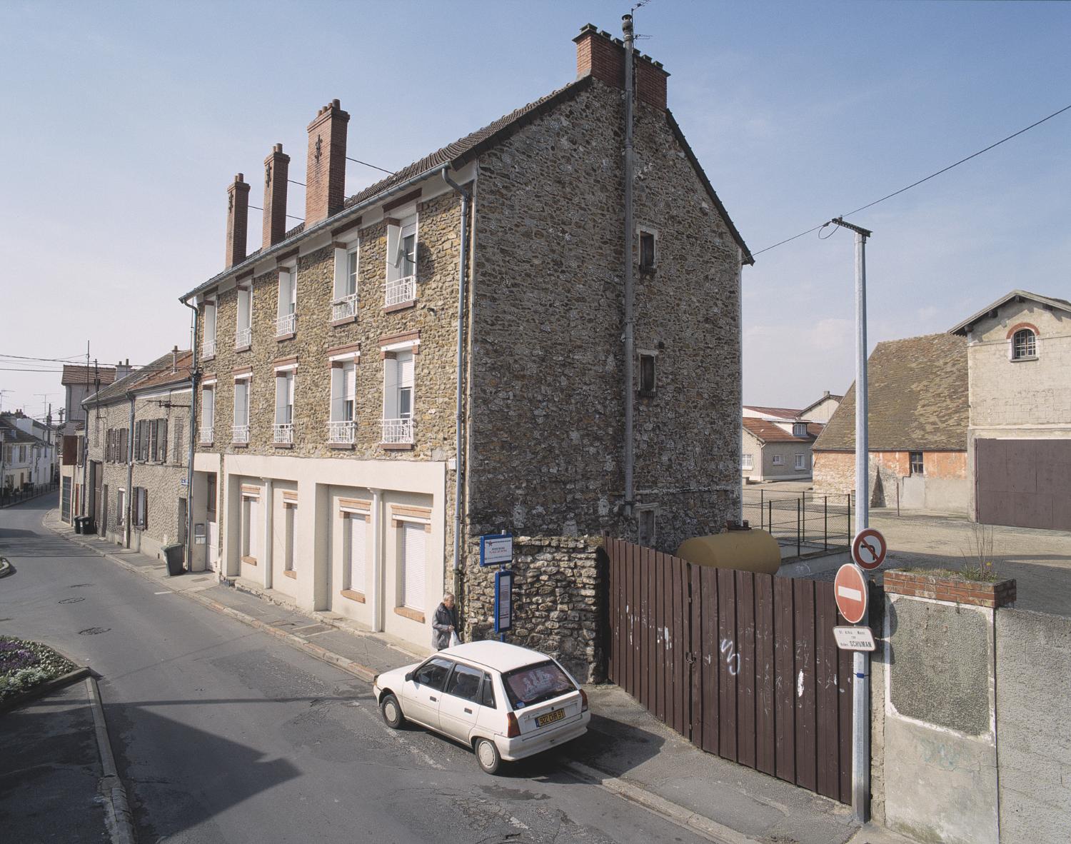 ferme seigneuriale dite ferme de Mons