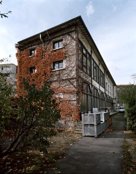 Usine d'articles en caoutchouc Boemare, puis usine de bonneterie Chantalou, puis usine de construction électronique Ibéric, puis imprimerie Interfaces (détruit après inventaire)