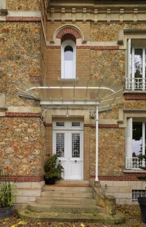 Villa, 39 rue Saint-Bonaventure