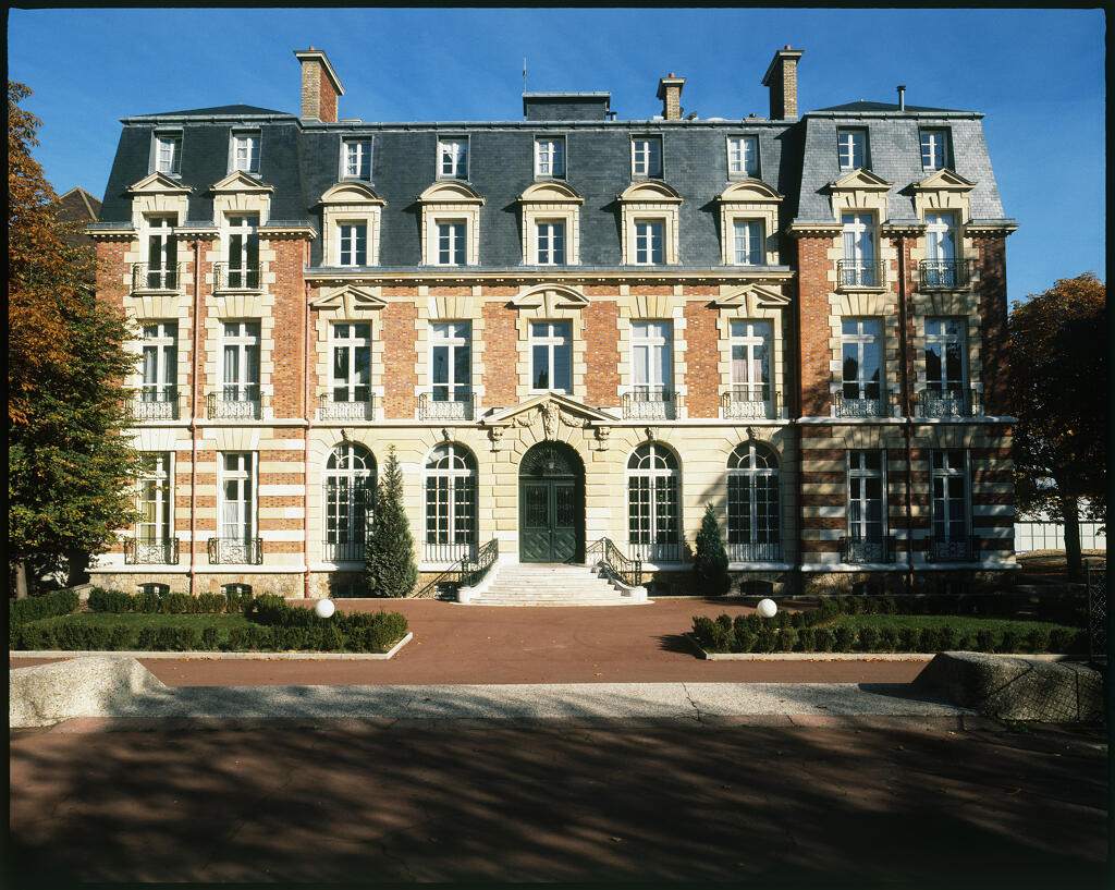 Hôtel Cartier Bresson, puis collège Emile Verhaeren