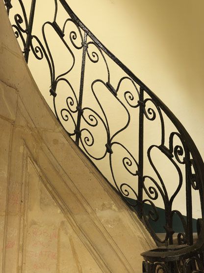 rampe d'appui, escalier de la maison à porte cochère dite maison Louvencourt (non étudié)