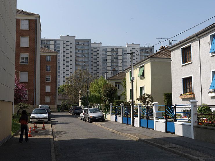l'habitat collectif de l'OIN ORSA (Opération d'intérêt national Orly-Rungis-Seine-Amont)