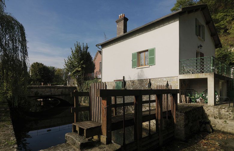 Fontaine-le-Port - moulin à farine, actuellement logement